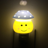 可爱卡通蘑菇LED插电节能起夜卧室床头灯喂奶陶瓷小夜灯包邮 批发