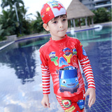 韩国卡通汽车红色男童分体泳装防晒平角短裤儿童游泳衣带泳帽