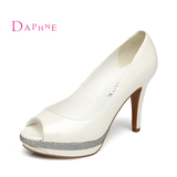 Daphne/达芙妮2015春女鞋 高跟防水台金属装饰鱼嘴单鞋1015102032