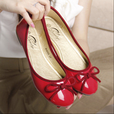 圆头春鞋平底鞋红色甜美平跟漆皮蝴蝶结浅口单鞋女春芭蕾舞鞋瓢鞋