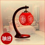 景德镇陶瓷中式灯具复古台灯现代简约卧室床头婚庆创意时尚个性红