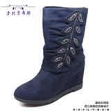 冬季新款老北京布鞋 舒适坡跟二棉女靴 时尚树叶水钻高筒二棉套筒