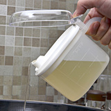 日本进口厨房用品防漏油壶定量塑料装油罐创意食用油桶酱油瓶醋瓶