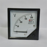 优质指针式　直流电压表6C2 0-200V直接式　80*80　开孔75.5*75.5