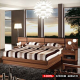 现代简约板式床踏踏米床1.51.8米储物床双人床单人床胡桃木色上海
