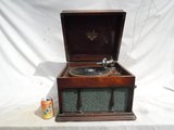 热卖进口箱式老留声机 KINGDOM牌手摇老唱机 古董留声机 收藏级