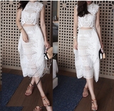 韩国代购白色蕾丝雕花镂空花边上衣半身裙两件套高腰露腰连衣裙夏