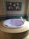 欧路莎卫浴正品，圆形嵌入式按摩浴缸带恒温OLS-6506A