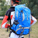 新款大容量旅行休闲双肩包男运动户外登山骑行背包防泼水学生