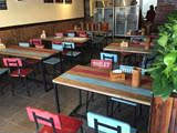 美式乡村复古铁艺实木餐桌彩色桌咖啡厅奶茶快餐店休闲桌椅子套件