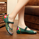 女单鞋平底坡跟民族风绣花鞋中式复古刺绣布鞋大码休闲老北京布鞋