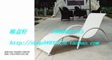 特价户外休闲躺椅家具金属框架仿藤椅午休沙滩躺椅白色PVC躺椅