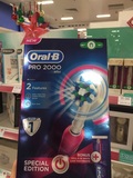 欧洲代购博朗oralb欧乐b声波旋转电动牙刷粉色圣诞特价pro2000d20
