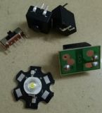 头灯手电开关按钮充电孔LED灯泡18650锂电池 可批发