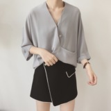 大萌家。韩国单  设计款~ 简洁宽松v领气质纯色雪纺衬衫九分袖女