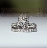 18k白金戒指 爱加冕系列 皇冠戒指 钻石戒指 钻石指环