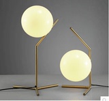 时尚现代风格玻璃台灯北欧简约卧室床头灯创意个性装饰圆球台灯