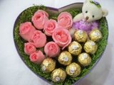 阆中雅新鲜花店同城速递11支玫瑰加9颗费列罗巧克力精美盒装