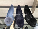 Charles keith 新加坡专柜代购毛球反毛平底女单鞋CK1-70380533