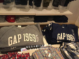 正品代购Gap男孩简洁字母印花圆领套头卫衣232621原价199