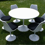 北欧白色洽谈桌椅组合 简易圆形餐桌接待会客简约现代售楼部桌子