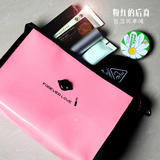 韩国手拿化妆包可爱卡通嘴唇整理笔袋简约防水小号便携旅行收纳包