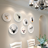 北欧装饰画 现代简约客厅壁画餐厅挂画圆形麋鹿组合卧室全白墙画