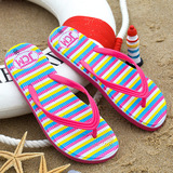 人字拖防滑塑胶凉拖鞋厚底女士平跟沙滩居家鞋今年夏天流行的鞋子