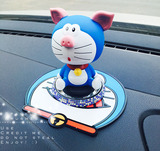汽车车载仪表台摇头机器猫香水香膏摆件可爱卡通创意女
