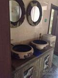 中式仿古实木浴室柜组合落地式展柜 树脂洗手盆台上盆 双盆台盆柜