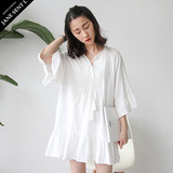 JANESENTL夏季新品宽松甜美白色刺绣V领连衣裙七分喇叭袖大摆裙子