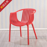 简约时尚塑料椅子加厚成人镂空餐椅创意靠背扶手椅彩色洽谈塑胶椅