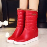 冬季红色黑白色平底雪地靴女短靴内增高中筒靴坡跟厚底保暖棉鞋子