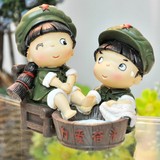 结婚生日礼物陶瓷小鹿摆件革命系列小兵为爱奋斗洗脚情侣树脂娃娃