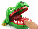 创意时尚新奇大鳄鱼玩具会咬人的大嘴鳄鱼咬手指咬手整人整蛊玩具