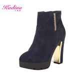 卡迪娜/kadina 休闲女鞋 新款欧美风金属装饰高跟短靴 KA39922