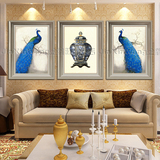 现代客厅装饰画沙发背景墙壁有框挂画三联竖版棉布蓝孔雀油画