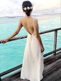 经典简洁浪漫白色性感深V领口露背吊带海边度假沙滩连衣裙