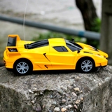 邮二通世界名车法拉利遥控赛车玩具汽车男孩的生日礼物儿童节日包