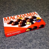 【日本直邮】日本Meiji明治澳洲坚果仁夹心巧克力9粒盒装巧克力豆