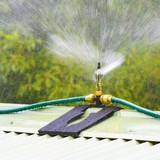 弘晨屋顶降温洒水器 喷头 园林工具园艺360度旋转自动喷水器