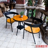 铁艺实木休闲创意桌椅组合酒吧阳台桌椅时尚咖啡厅小圆桌三件套装