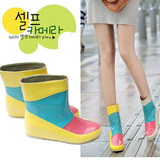 雨鞋水靴水鞋时尚韩国女2012短筒雨靴漆皮拼色女鞋子内增高可爱