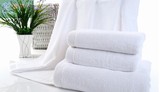 厂家批发纯棉白色浴巾酒店宾馆旅馆旅店按摩房洗浴池用大毛巾包邮