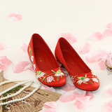 中式婚礼旗袍秀禾服新娘鞋复古红色高跟坡跟双喜龙凤牡丹绣花鞋女
