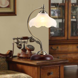 欧式复古典台灯客厅卧室床头灯实木书房调光台灯美式田园玻璃台灯