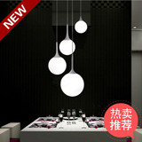 LED简约现代单头奶白色玻璃圆球形吊灯餐厅吊灯服装店工程用吊灯