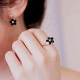 D128明星韩版饰品 气质五叶花珍珠戒指 淑女款百搭小花朵开口指环