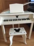 低价转Mickey米奇37键正品高端木质儿童钢琴【卡斯塔karlstad】