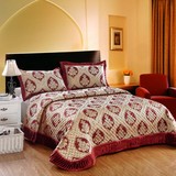 全球购 欧式高档提花婚庆床盖三件套双人床罩蕾丝床单枕套1.82.0